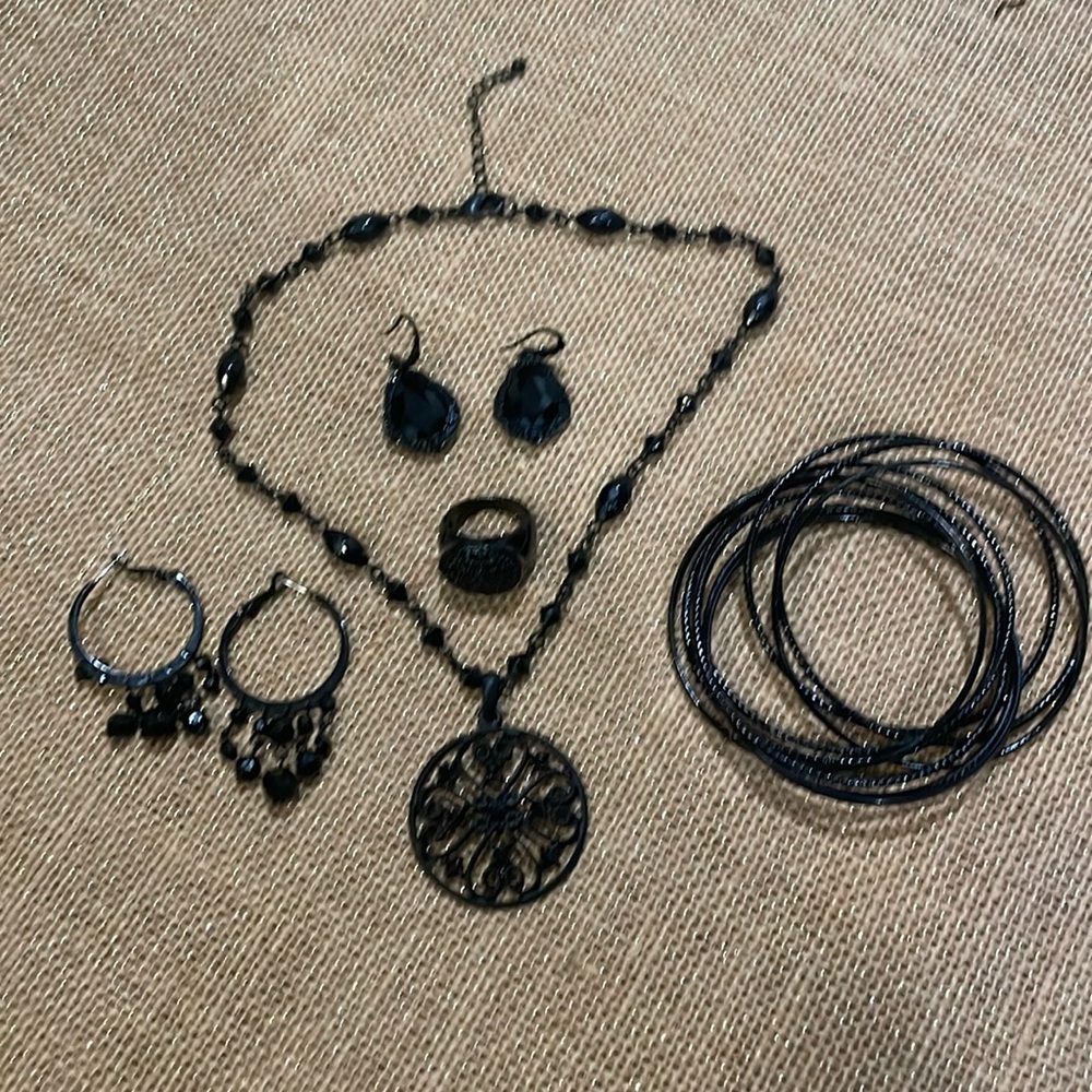 Black rhinestone jewelry
